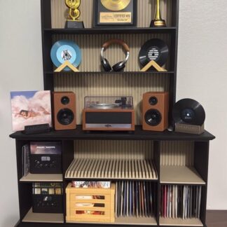 Arched Display Hutch